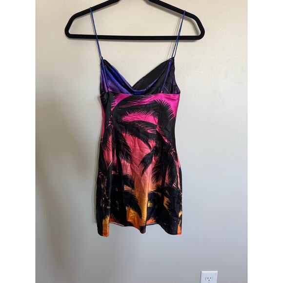 NWOT Retrofete Rylynn Silk Dress in Sunset Palm Print SZ XS - Picture 6 of 8